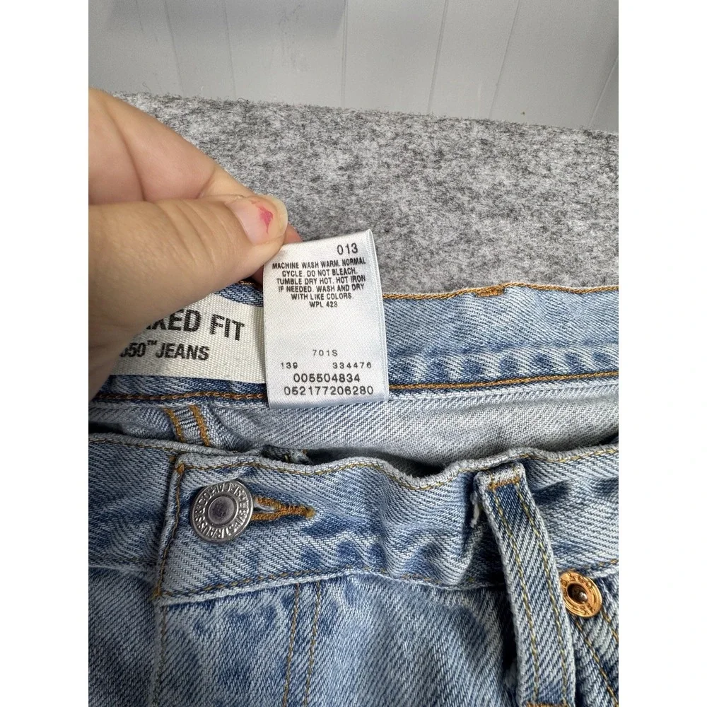 Levis 550 Relaxed Fit Blue Denim Jeans Mens 40 x 32 Straight Leg Mid Rise